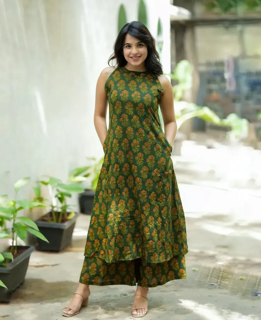 Women Cotton Printed Kurta Palazzo Set (S 38)