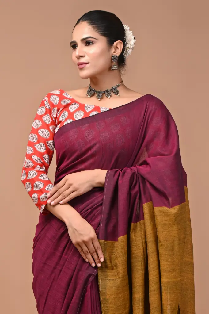 Premium Khadi Cotton Saree with Extra Blouse – Summer Special